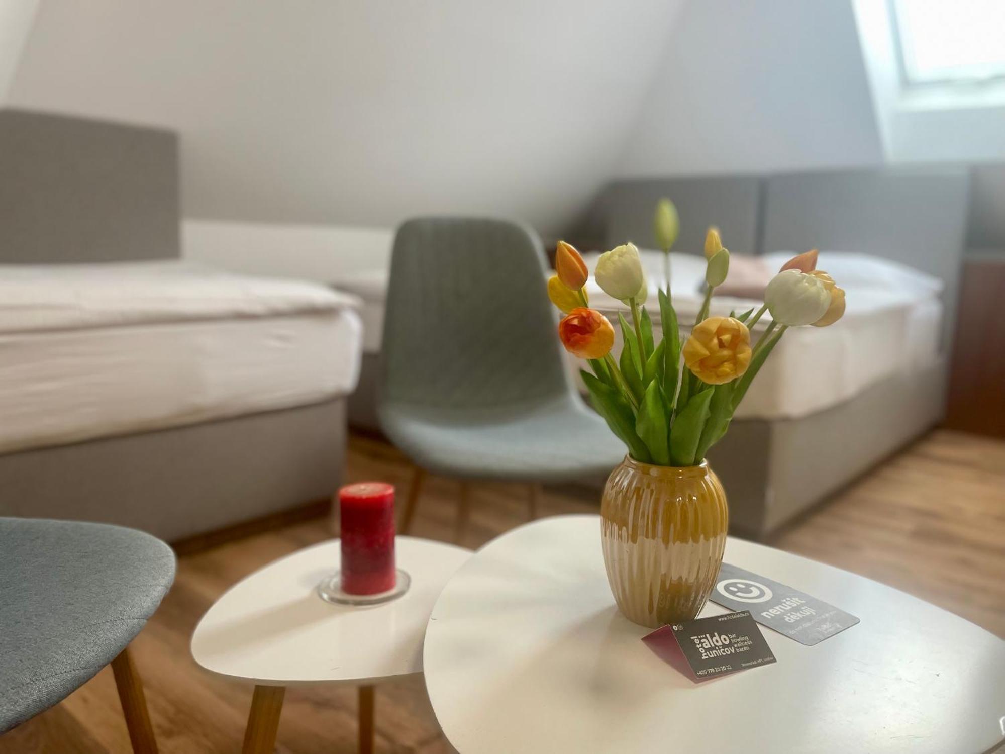 Hotel Aldo Uničov 外观 照片
